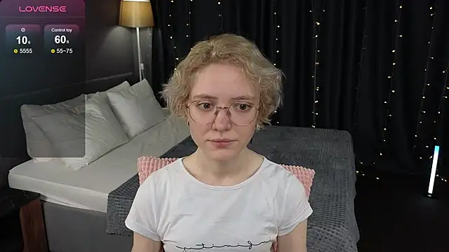 HottoKori online show from May 2026 05:37:01 AM