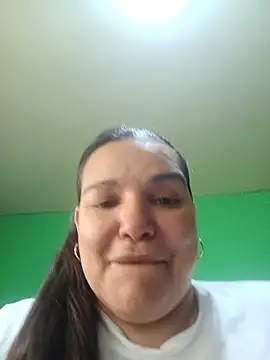 Snapshot of Zuleyka_69 chatting on May 2026 10:27:01 PM Zuleyka 69 online show from May 2026 10:27:01 PM