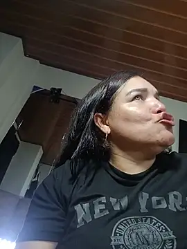 Snapshot of Zuleyka_69 chatting on June 2026 10:19:02 PM Zuleyka 69 online show from June 2026 10:19:02 PM
