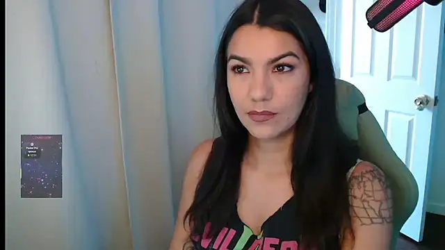sweetRoxie online show from May 2026 01:01:02 AM