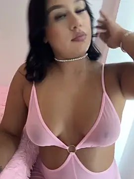 Snapshot of SHANNE____ chatting on March 2026 04:07:02 AM SHANNE online show from March 2026 04:07:02 AM