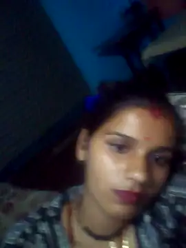 Raveena0990 online show from May 2026 03:19:01 PM