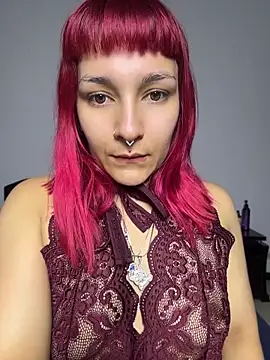 Amelie-RedHoney online show from June 2026 07:46:01 PM