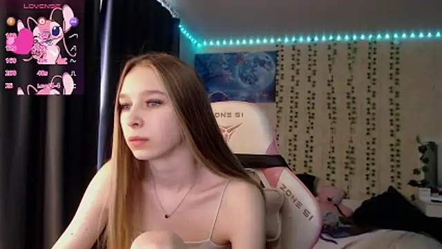 kitsune888 online show from April 2026 12:37:02 AM