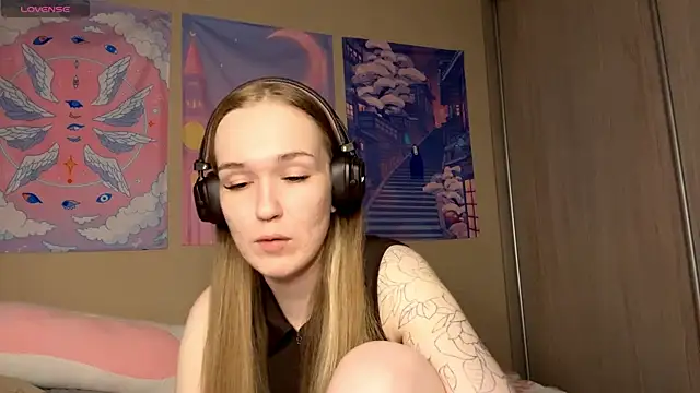 DenitaSpace online show from May 2026 01:38:01 PM