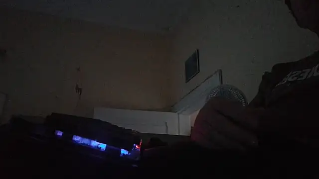 Sueliton2 online show from March 2026 08:58:02 PM