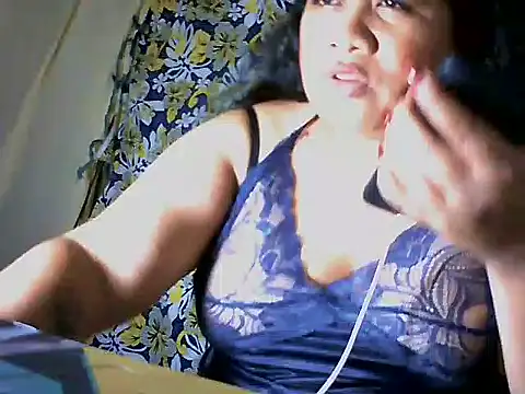 Snapshot of wild_Joan chatting on May 2026 04:02:02 PM wild Joan online show from May 2026 04:02:02 PM