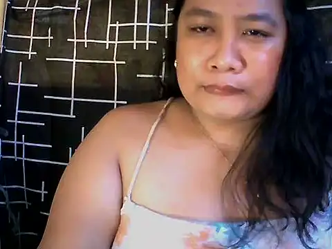 Snapshot of wild_Joan chatting on June 2026 05:32:02 AM wild Joan online show from June 2026 05:32:02 AM