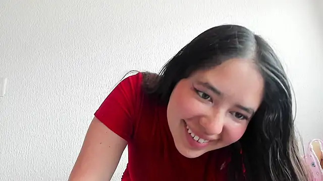 Lauxury H online show from May 2026 04:12:01 PM