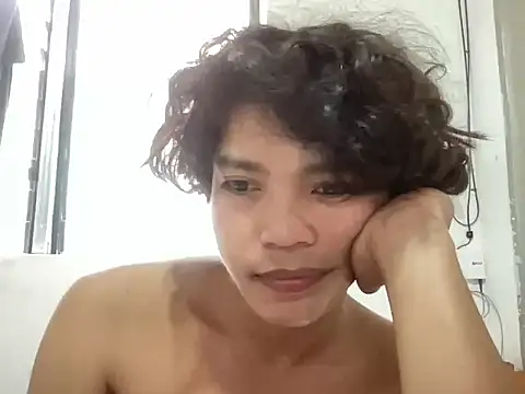 Snapshot of Yel911 chatting on July 2026 01:40:01 AM Yel911 online show from July 2026 01:40:01 AM