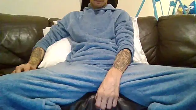 Snapshot of feetlovrr94 chatting on May 2026 11:13:01 PM feetlovrr94 online show from May 2026 11:13:01 PM