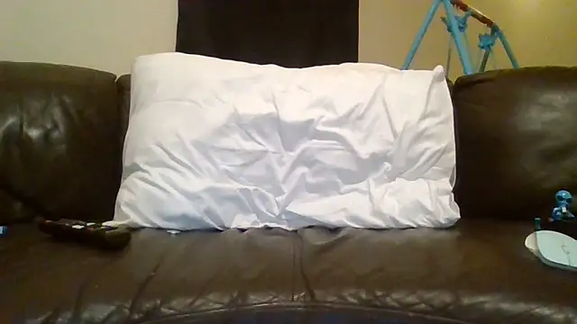 Snapshot of feetlovrr94 chatting on May 2026 11:10:02 PM feetlovrr94 online show from May 2026 11:10:02 PM