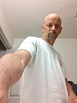 Snapshot of middickstroking chatting on April 2026 12:22:02 AM middickstroking online show from April 2026 12:22:02 AM