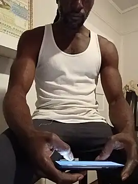 Snapshot of KingBlackStallion chatting on June 2026 07:21:02 AM KingBlackStallion online show from June 2026 07:21:02 AM