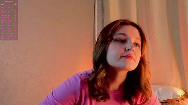 Snapshot of LorriMonz chatting on May 2026 01:56:01 AM LorriMonz online show from May 2026 01:56:01 AM
