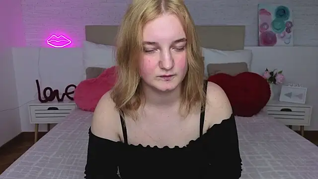 Angel Ari online show from March 2026 02:21:02 PM