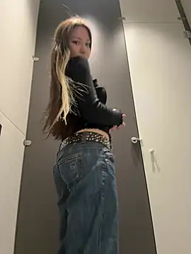 SaintSquirt online show from June 2026 07:28:02 AM