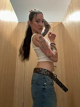 SaintSquirt online show from June 2026 10:39:01 AM