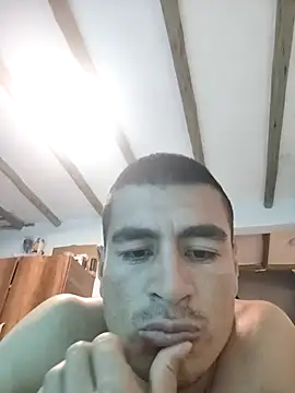 Snapshot of EdwiinR chatting on March 2026 06:29:01 PM EdwiinR online show from March 2026 06:29:01 PM