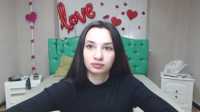 Je55icaBreeze online show from April 2026 05:10:01 AM