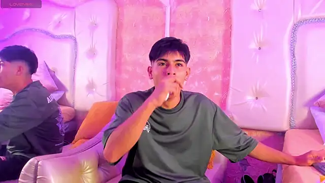 TylerCruz   online show from March 2026 01:56:01 PM