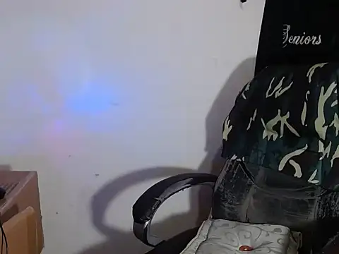 SexyboyHot2000 online show from April 2026 10:56:02 PM