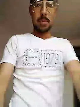 Demian-vall online show from August 2026 04:31:02 PM