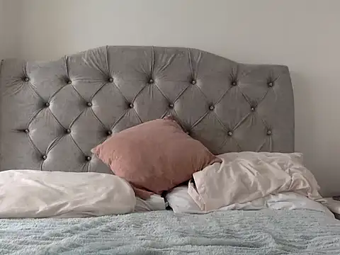 connie cotton online show from April 2026 08:06:02 PM