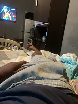 Izinja28 online show from April 2026 01:12:02 PM