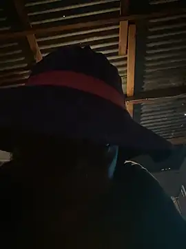 Izinja28 online show from April 2026 12:52:02 PM