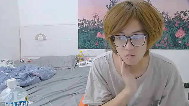 Snapshot of buding-001 chatting on June 2026 11:25:01 AM buding-001 online show from June 2026 11:25:01 AM