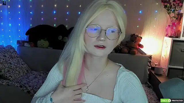 JulietFisher online show from June 2026 02:48:02 PM