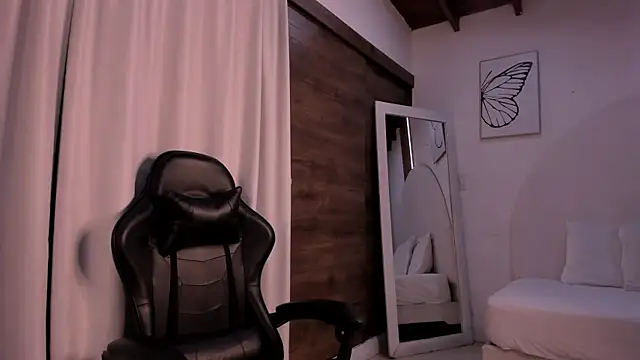 ThiagoVega  online show from May 2026 03:35:02 AM