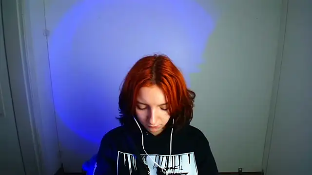 Butterfly Milly online show from May 2026 01:18:02 PM