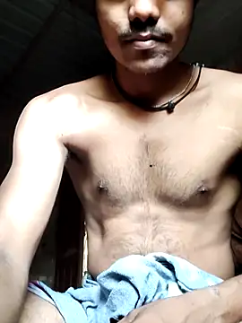 Snapshot of luck00y chatting on May 2026 01:01:02 AM luck00y online show from May 2026 01:01:02 AM