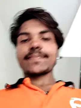 Snapshot of luck00y chatting on May 2026 04:29:01 AM luck00y online show from May 2026 04:29:01 AM