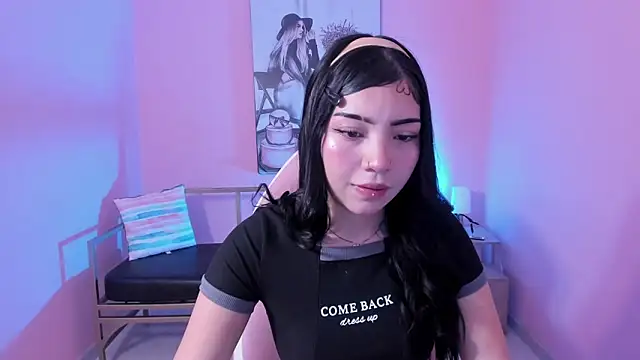Soffi x x  online show from April 2026 08:59:02 PM