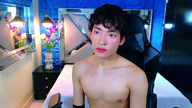 Snapshot of IsaacNovaa chatting on March 2026 07:13:02 PM IsaacNovaa online show from March 2026 07:13:02 PM