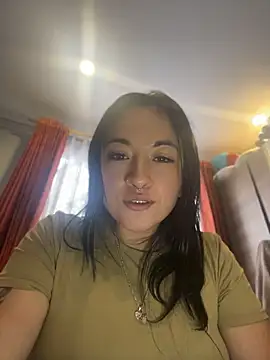 Snapshot of kimberly_peter chatting on June 2026 10:25:01 PM kimberly peter online show from June 2026 10:25:01 PM