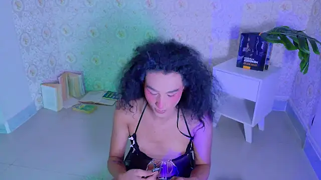 Mikavelvet08 online show from May 2026 02:12:01 PM