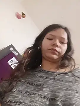 Snapshot of Ninffa_sweet21 chatting on June 2026 03:15:01 AM Ninffa sweet21 online show from June 2026 03:15:01 AM