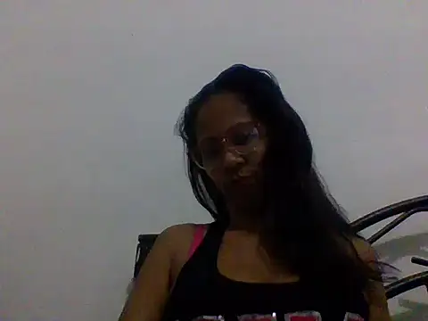 Karen La Flaca online show from April 2026 01:25:02 AM