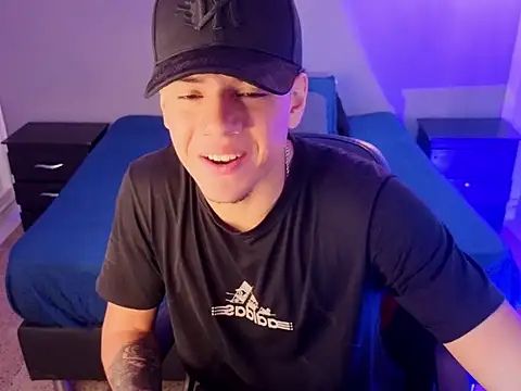 Erick  1 online show from May 2026 02:49:01 AM