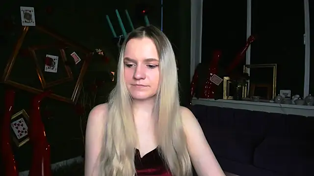 SherriButlers online show from April 2026 05:19:01 AM