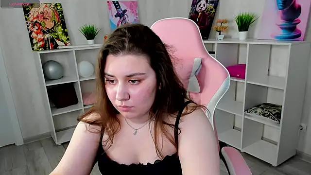 Snapshot of Maya_Raay chatting on April 2026 05:41:01 AM Maya Raay online show from April 2026 05:41:01 AM