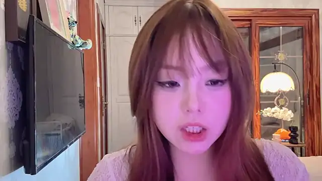 thelittlexx online show from May 2026 07:35:01 AM