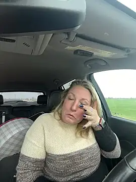 Snapshot of sweetkacibaby chatting on April 2026 02:11:01 PM sweetkacibaby online show from April 2026 02:11:01 PM