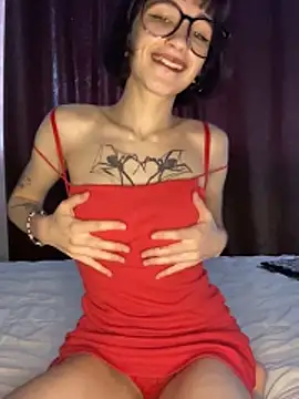 badkittygirl1 online show from April 2026 02:47:02 PM