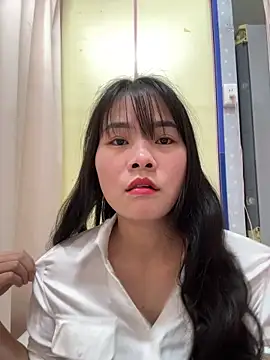 Naked-xx online show from June 2026 01:12:01 PM