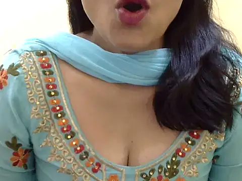 Shivi girl online show from March 2026 06:02:02 AM